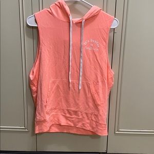 Thin hoodie with no sleeves